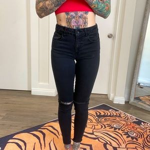 Empyre- Women's Straight Leg Jeans- Drea High Rise Black- Size: 3